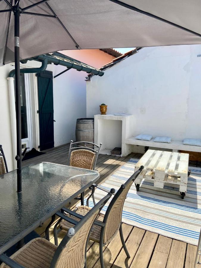 Agreable Maison De Ville Avec Une Belle Terrasse Anglet Exterior photo